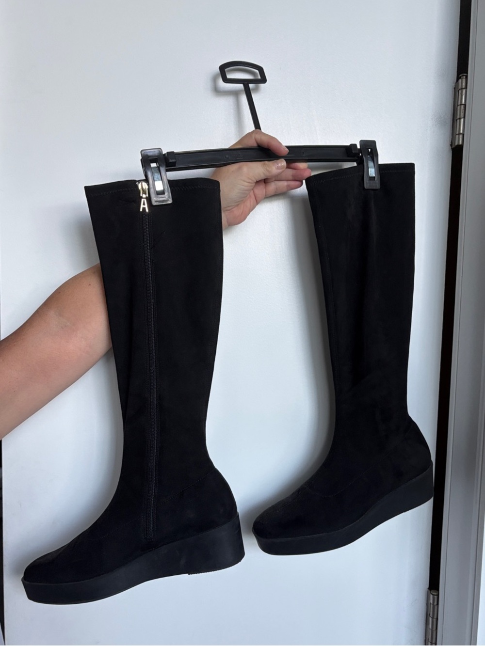 AEROSOLES Black Knee-High Wedge Boots with Inner Zip